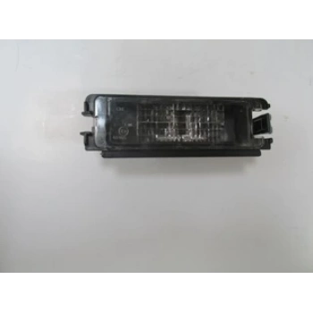 Renault Symbol- 13/21; Plaka Lambası (Famella) (Oem No: 8200957874)