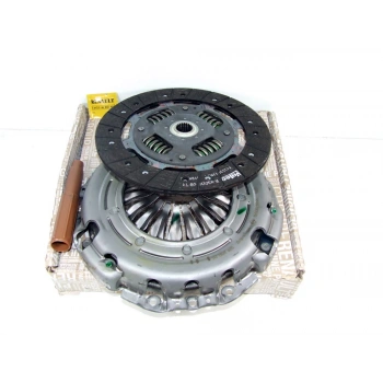 Debrıyaj Setı Rulmansız Rulmansız Renault Master Iı/Trafıc(2000)/Movano 2,0-2,5 03- (Oem No: 8201516550)