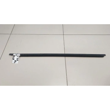 Cam Sıyırıcı İ20 09-14 Ön Kapı Dış Sol (Oem No: 82210-1J000)