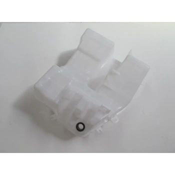 Mıtsubıshı L200- Pıck Up- 15/18; Ön Cam Su Bidonu/Deposu/Motorsuz (Casp) (Oem No: 8260A425)