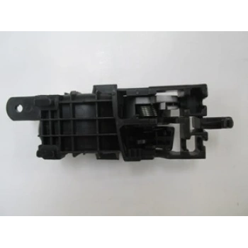 Suzukı Grand Vıtara- 06/12; Ön Kapı İç Açma Kolu Sağ Siyah (Elceği Gümüş Gri) (Hushan) (Oem No: 83110-65J10-Bwj)
