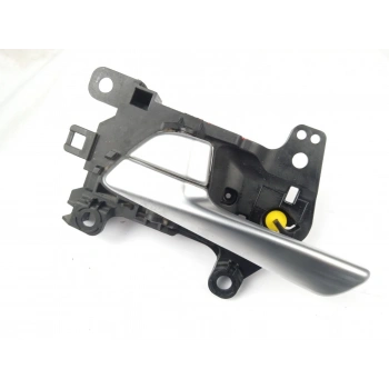 Kapı Kolu Tucson 15Sonrası İç Arka Sol (Oem No: 83610-D7010Vcs)