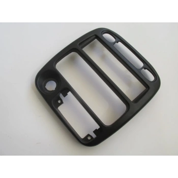 Hyundaı Accent- 1998-2000 Ön Göğüs Teyp Paneli Klimalı Çevirmeli Ayar  Oem No: 84740-22101