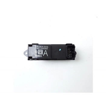 Düğme Cam Açma Lancer 08Sonrası Ön Sağ (Oem No: 8608A065)