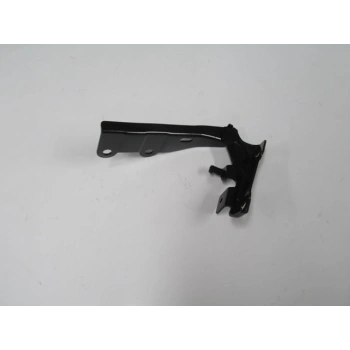 Isuzu D Max- Pıck Up- 04/07; Kaput Menteşesi Sol (Hu Shan) (Oem No: 8-98050665-0)