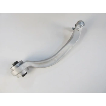 Audı A4- 05/08; Ön Alt Rotilli Kol Arka Sağ Eğri Tip(Salıncak) Alüminyum (Sh) (Oem No: 8E0407694Al)