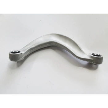 Audı A4- 13/15; Arka Üst Tabla Sol Eğri Tip Burçlu (Salıncak) (Sh) (Oem No: 8K0505323F)