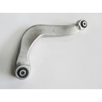 Audı A6- 12/18; Arka Üst Tabla Sağ Eğri Tip Burçlu (Salıncak) (Sh) (Oem No: 8K0505324H)