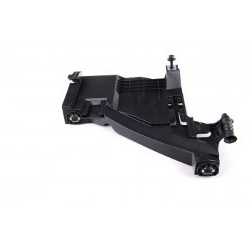 Far Alt Braketı Sag Vw A5 Bm 10- (Oem No: 8T0941454A)