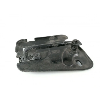 Kaput Kilidi Üst Sağ Vw A3 Bm 17- (Oem No: 8V0823186C)