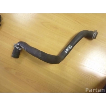 Focus Kuga 2012  Radyatör Hortumu Üst  (Oem No:8V618260Bc)
