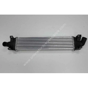 Focus C Max 2012  Turbo Radyatörü 8V61 9L440 Cc (Oem No:8V619L440Ce)