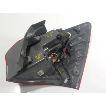 Stop Lambası Sol Beyaz-Kırmızı - Py21W/P21/5W Kore Ix20 Benzın-Dızel 2011- (Oem No: 924011K000)