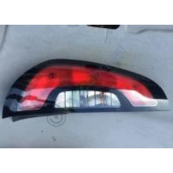 Stop Lambası Sol Beyaz - Kırmızı - W5W*2/Py21W/W16W//P21/5W Kore Soul Benzın-Dızel 2014- (Oem No: 92401B2020)