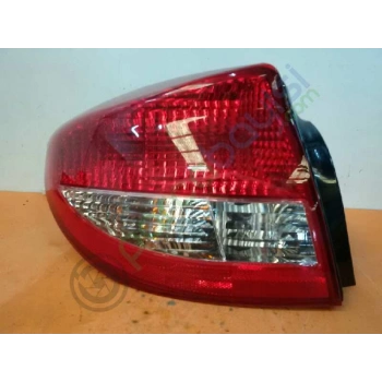 Stop Lambası Dıs Sol Beyaz-Kırmızı - P21/5W/P21W/Py21W Kore Rıo Benzın-Dızel 2003-2005 (Oem No: 92401Fd020)