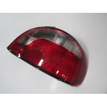 1998-2000 Hyundai Accent Stop Lambası Sağ Kırmızı-Beyaz (Mars) (Adet) (Oem No:9240222300)