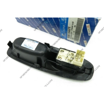 Düğme Cam Açma Accent 03-06 Siyah Sağ (Oem No: 93580-25005Pk)