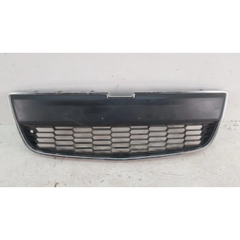 Ön Panjur Opel Aveo T300 Bm 12- (Oem No: 95415508)