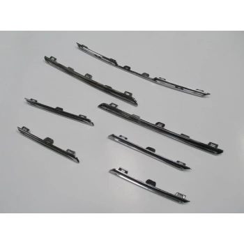 Renault Megane- 4- Sd/Hb- 16/20; Ön Panjur Üst Çıtası Nikelajlı Set (7 Parça) (Oem No: 960103748R)