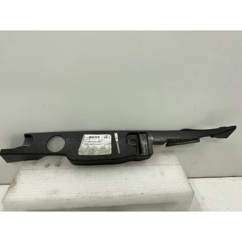 Ön Çamurluk Üst Kapagı : Sağ Opel Cruze Bm 09- (Oem No: 96987078)