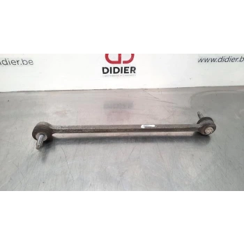 Z Rot 308 Iı 13=Den İtibaren; / C4 Pıcasso Iı 13=Den İtibaren; / 3008 16=Den İtibaren; / 5008 Iı 16=Den İtibaren; / Berlıngo 19=Den İtibaren; / Partner 19=Den İtibaren; Ön (Oem No: 9806907180)