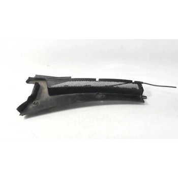 Ön Cam Su Deflektörü : Sağ Opel Grandland X Bm 18- (Oem No: 98362005Xt)