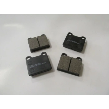 Volvo 740/760- 82/90; Arka Fren Balatası (Kablosuz)(Disk) (62X56,4X14,5)(Bramax) (Oem No: A0014200620)