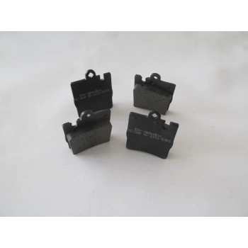 2000-2002 Mercedes E Class W210- Arka Fren Balatası (Kablosuz)(Disk) (63,6X78,4X15) (Bramax) (Adet) (Oem No:A0024205220)