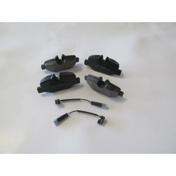 Mercedes Vıano- 04/14; Arka Fren Balatası (2 Kablolu)(Disk) (102X50,3X18,5) (Bramax) (Oem No: A0034208120)