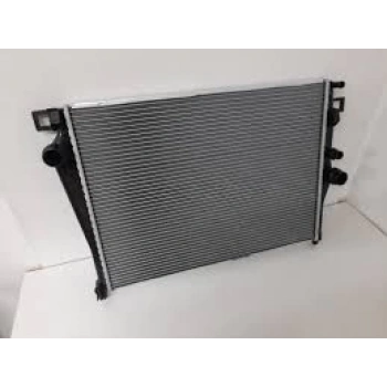 Su Radyatörü Mercedes 205 626- 2014- (Oem No: A0995006903)