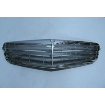 Mercedes C Class- W204- 07/11; Ön Panjur Gümüş Gri (Nikelaj Çerçeveli) Elegance (Tw) (Oem No: A20488003237246)