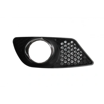 Mercedes C Class- W204- 11/13; Sis Lamba Kapağı Sol Siyah (Sis Delikli/Nikelaj Çerçeveli) (Amg) (Tw) (Oem No: A2048850253)