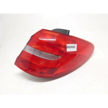 Stop Lambası Dıs Sag B Class Mercedes 246-242 Bm 12- (Oem No: A2468200264)