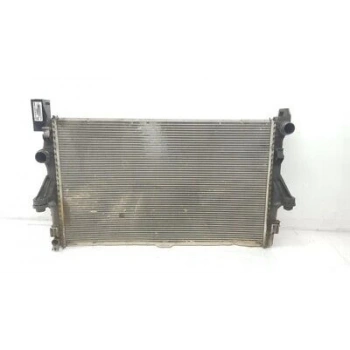 Su Radyatörü Mercedes W447 M622 2014- (Oem No: A4475010201)