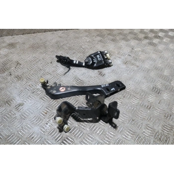 Sürgülü Kapı Alt Makara Sol Ford Transıt V364 Bm 14- (Oem No: Bk21 V25001 Ak)