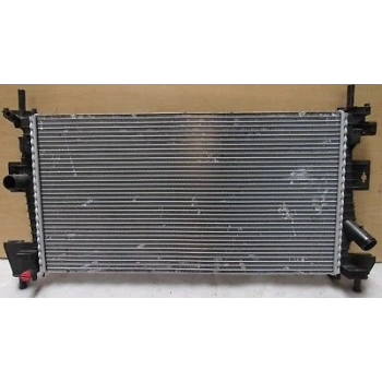 Focus C Max 2011  Su Radyatörü Benzınlı (Oem No:Bv618005Ad)