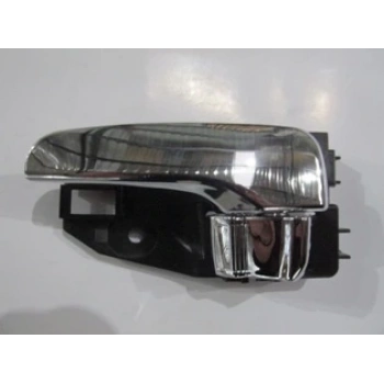 Mıtsubıshı Outlander- 04/07; Ön Kapı İç Açma Kolu Sol Nikelajlı (Hushan) (Oem No: Cw739937)