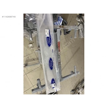 Ön Tampon Panjuru Üst Ford Courıer Bm 18- (Oem No: Jt76 17K946 Bb)