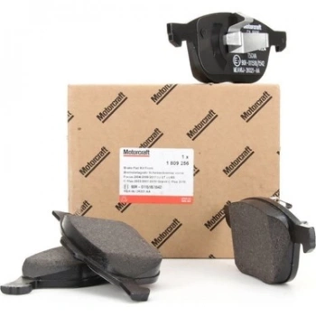 Fren Balatası Ön Sımlı /Bpyk3323Za9C/30683554 Ford Focus/Kuga/S60/Mazda 3 Bm 03- (Oem No: Meav6J 2K021 Aa)