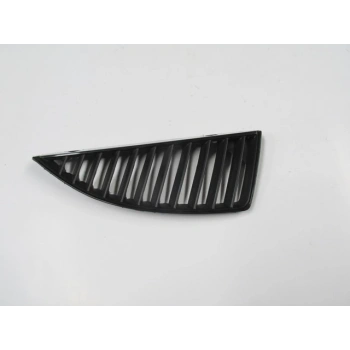 Mıtsubıshı Lancer- 04/06; Ön Panjur Sağ Siyah (Fpı) (Oem No: Mn161116)