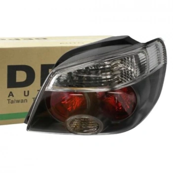 Stop Lambası Sag Japon Outlander (Cu) 2.0:2.0 T:2.4 Mıvec 04-06 (Oem No: Mn190282)