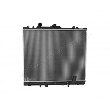 Radyatör Su L200 01-06 Pajero Sport M-T Brazıng (Oem No: Mr571147)