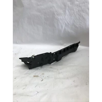 Arka Tampon Alt Braketi Sağ Ford Transıt Custom V710 Bm 23- (Oem No: Pz31 17A881 Ab)