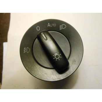 Far Anahtarı Golf 4 Jetta  Oem No: 3C0941431C