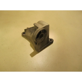 Şanzıman Braketi 4 İleri Otomotik Passat 97-0 None (Oem No: Vw-8D0399113Aa)