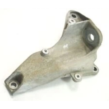 Şanzıman Braketi 5 İleri Otomatik Sag Passat None (Oem No: Vw-8D0399114T)