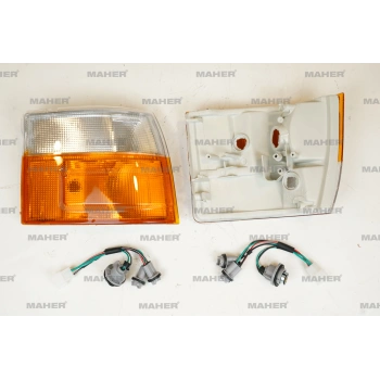 Sinyal Lambası Hiace 89-1998 Sağ (Oem No:8151095J16)