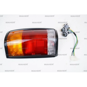 Stop Lambası B2200 / B2500 85-1999 Siyah Sağ (Oem No:8Bu151150)