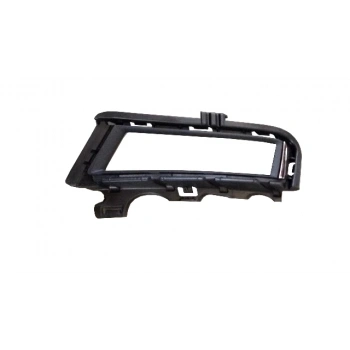 Volkswagen Golf- 7- 2013-2017  Sis Lamba Kapağı İç Bağlantı Braketi Sol Sis Delikli (Tw) (Oem No:5G0853211E9B9)