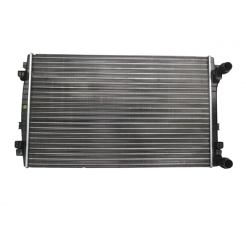 Seat Leon- 2013-2020  Su Radyatörü 1.0/1.2/1.4/1.5/1.6/2.0 (Mekanik) (650X395X18) (Manuel)Alm(Oris) (Oem No:5Q0121251Em)